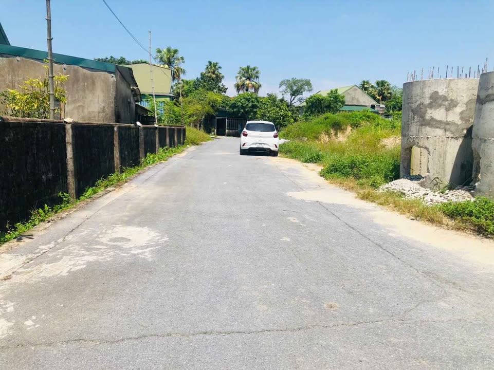 Lô đất góc 2 mặt tiền tổ 4 Thị trấn Thạch Hà 398m² - Đầu tư sinh lời ngay!