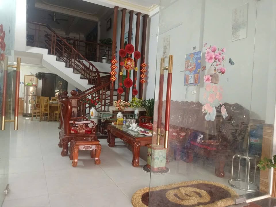 Nhà cho thuê 4 tầng tại Vĩnh Phượng 6 phòng khép kín - Tiện nghi đầy đủ, an ninh tốt!