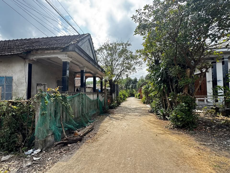 Đất nền Phong Hiền, Thị xã Phong Điền 130m² giá chỉ 4xx triệu - Sổ hồng sẵn giao ngay!