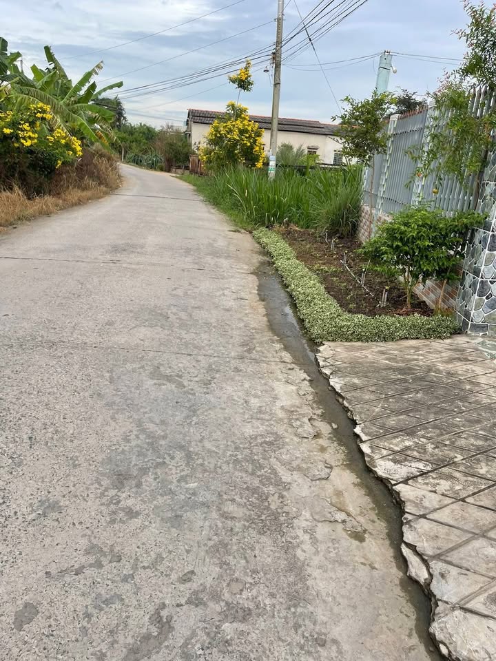 Đất nền thổ cư 1200m² xã Hiệp Thạnh, Châu Thành giá chỉ 680 triệu - Diện tích lớn, vị trí đẹp!