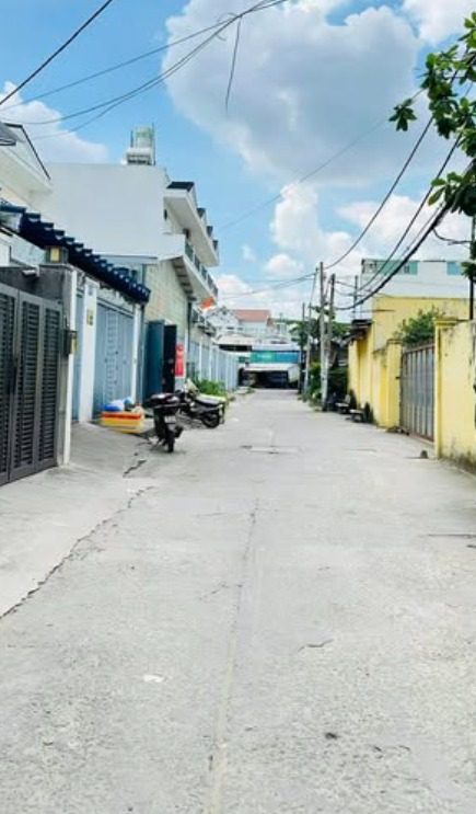 Nhà 2 Tầng Linh Đông Thủ Đức 155m² giá 10.8 tỷ - Sổ đỏ chính chủ!