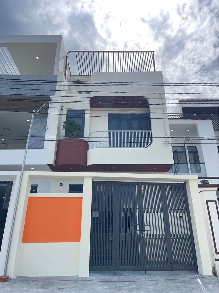 Nhà 3 tầng thôn Phú Hậu, xã Suối Hiệp, huyện Diên Khánh 77m² giá 2.65 tỷ - Thiết kế hiện đại, sẵn sàng vào ở!