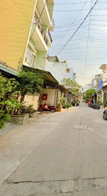 Nhà đẹp 4 tầng Đặng Văn Bi, 200m² chỉ 8 tỷ - Lợi thế trung tâm Thủ Đức!