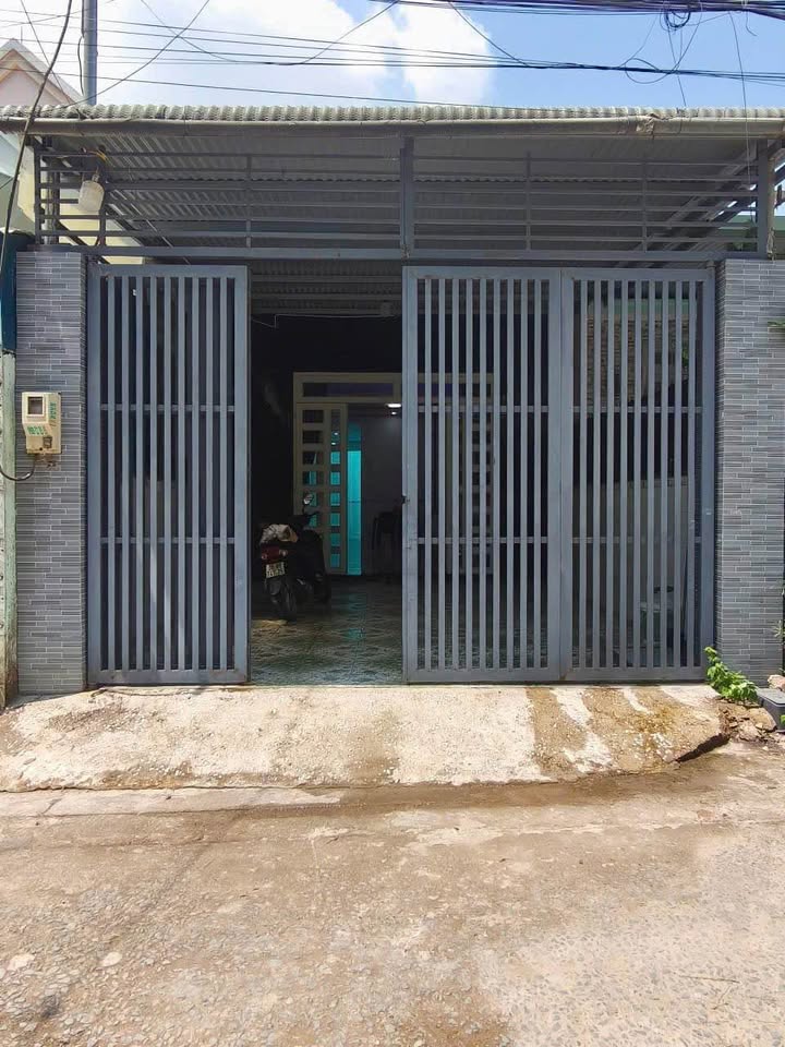 Nhà phố Trảng Dài Biên Hòa 100m² giá 1.39 tỷ - Sổ hồng chính chủ