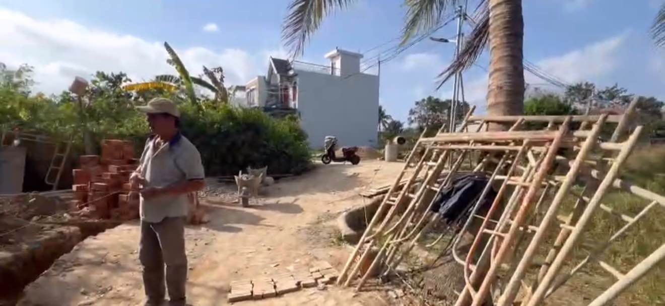 Đất thổ cư 100% Xã Diên An 100m² giá 1.7 tỷ - Gần chợ tiện lợi!