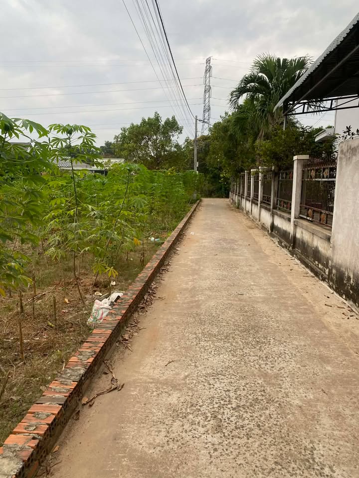 Đất nền Xuân Lộc 216m² giá 850 triệu - Sổ hồng đầy đủ, đầu tư sinh lời!