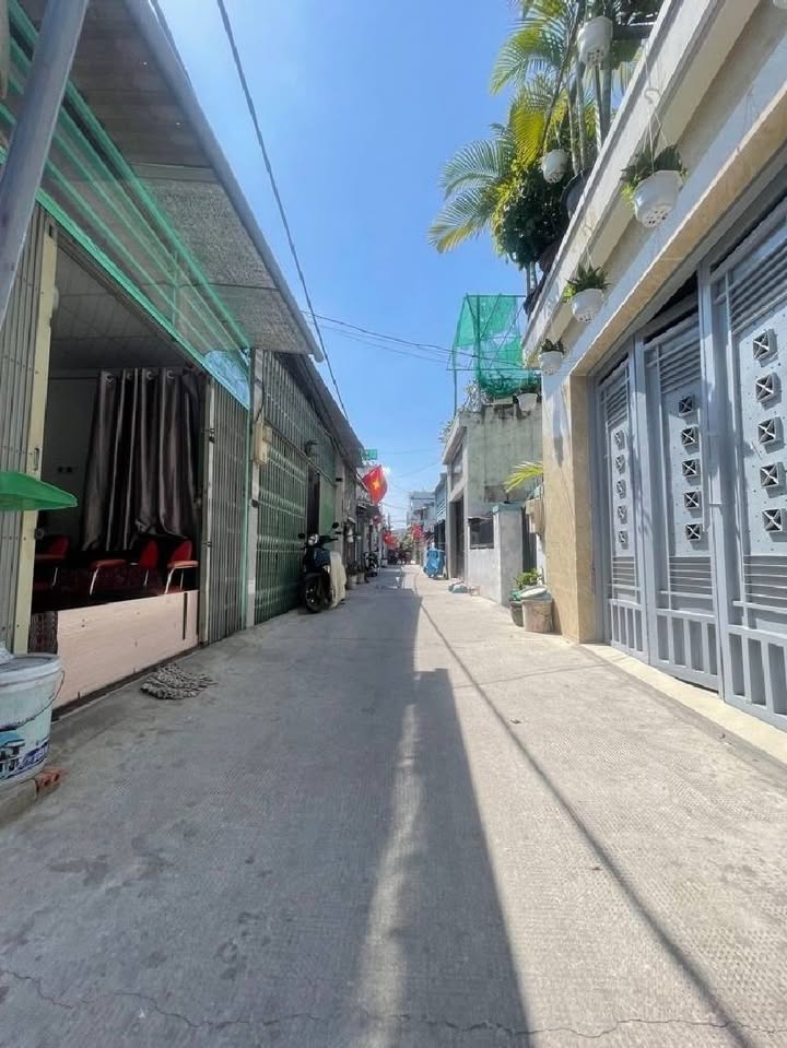 Nhà 2 tầng đường Huỳnh Tấn Phát, Quận 7 - 55m² chỉ 4 tỷ, ô tô đỗ cửa!