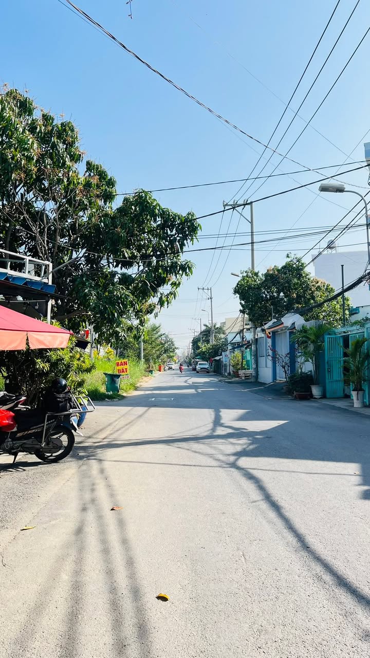 Nhà mới KDC 1368 Lê Văn Lương, 38m² giá 2.48 tỷ - Sẵn sàng đón Tết!