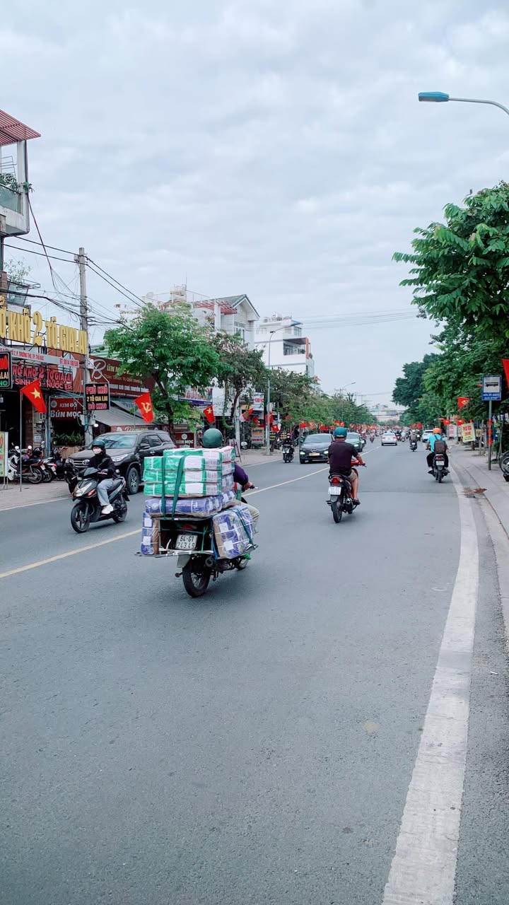 Mặt tiền kinh doanh Thủ Đức 75m² giá 9 tỷ - Đầu tư sinh lời ngay!