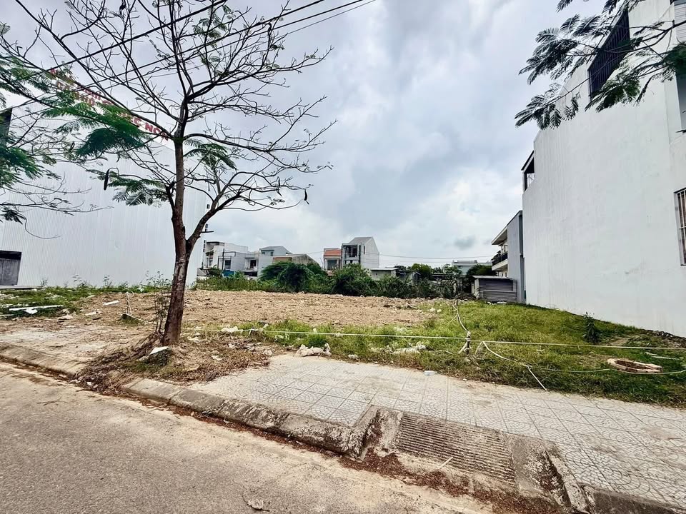 Đất nền D33 Hà Văn Chúc, Hương Văn, 100m² giá 3.8 tỷ - Sổ hồng chính chủ!