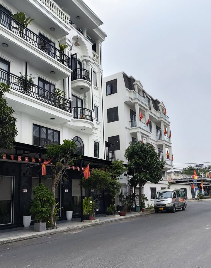 Nhà phố Tân Bình 52m² giá 7 tỷ - Sổ hồng chính chủ, công chứng ngay!