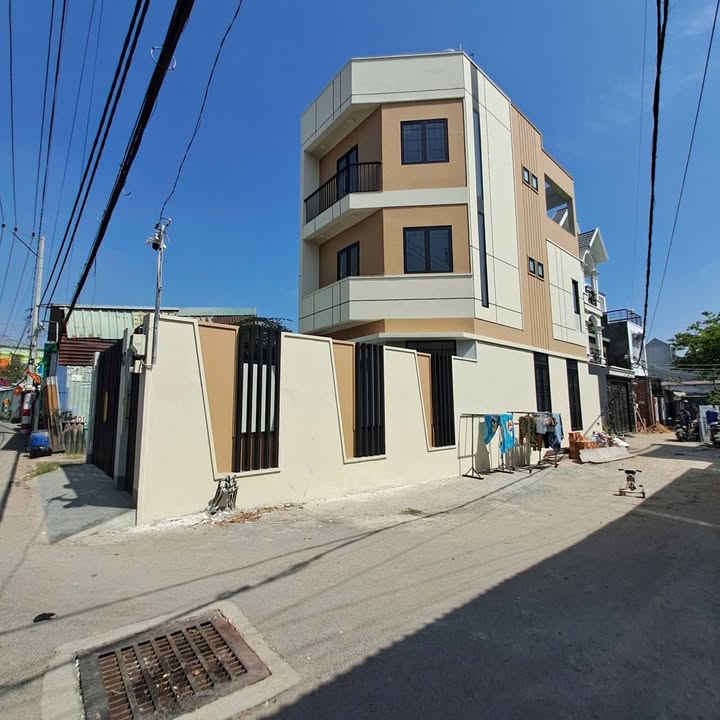 Nhà mặt tiền đường nhựa Long Trường 104m² giá 7,5 tỷ - Cơ hội vàng không thể bỏ lỡ!