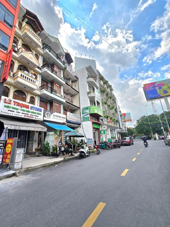 Mặt tiền kinh doanh An Khánh 56m² giá 21 tỷ - Đầu tư sinh lời ngay!