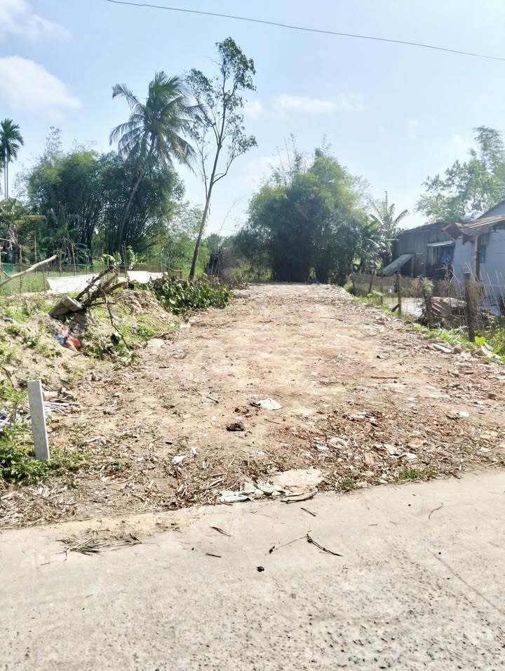 Đất thổ cư La Bông, Hòa Tiến 150m² giá 2.1 tỷ - Cơ hội đầu tư hấp dẫn!