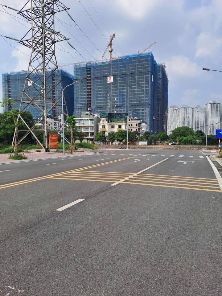 Đất TĐC Huỳnh Cung, Tam Hiệp 96m² giá 21 tỷ - Lô góc đẳng cấp, ô tô tránh 2 mặt