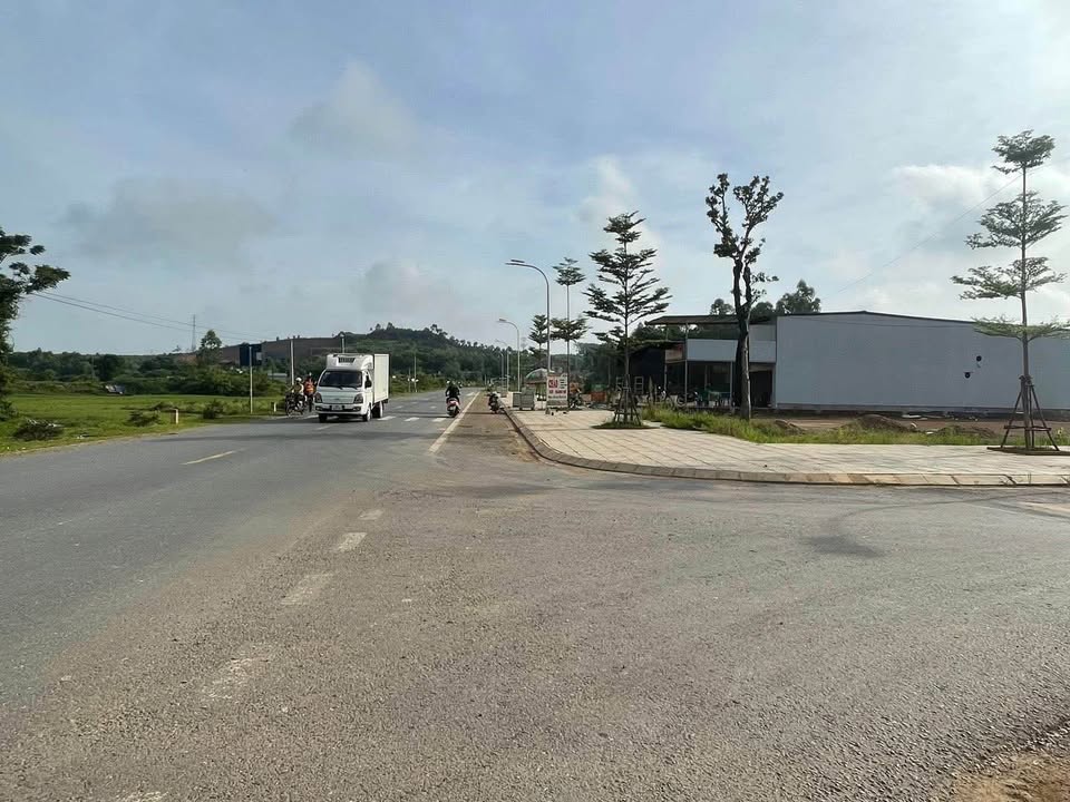 Đất đấu giá Tu Vũ 100m² giá chỉ 1 tỷ - Cơ hội đầu tư hiếm có!