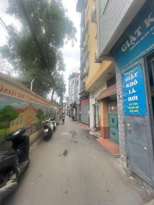 Nhà phố Dương Quảng Hàm, Cầu Giấy 45m² giá 11 tỷ - Đầu tư sinh lời ổn định!