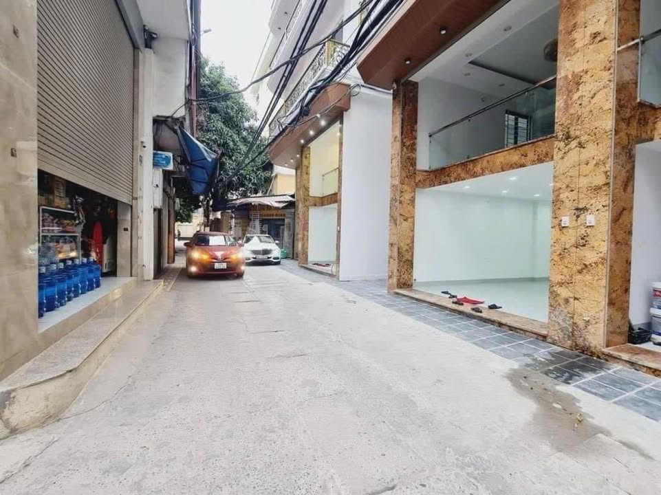 Nhà phố mặt tiền ngõ 38 Xuân La, Tây Hồ 55m² giá thỏa thuận - Đầu tư sinh lời ngay!