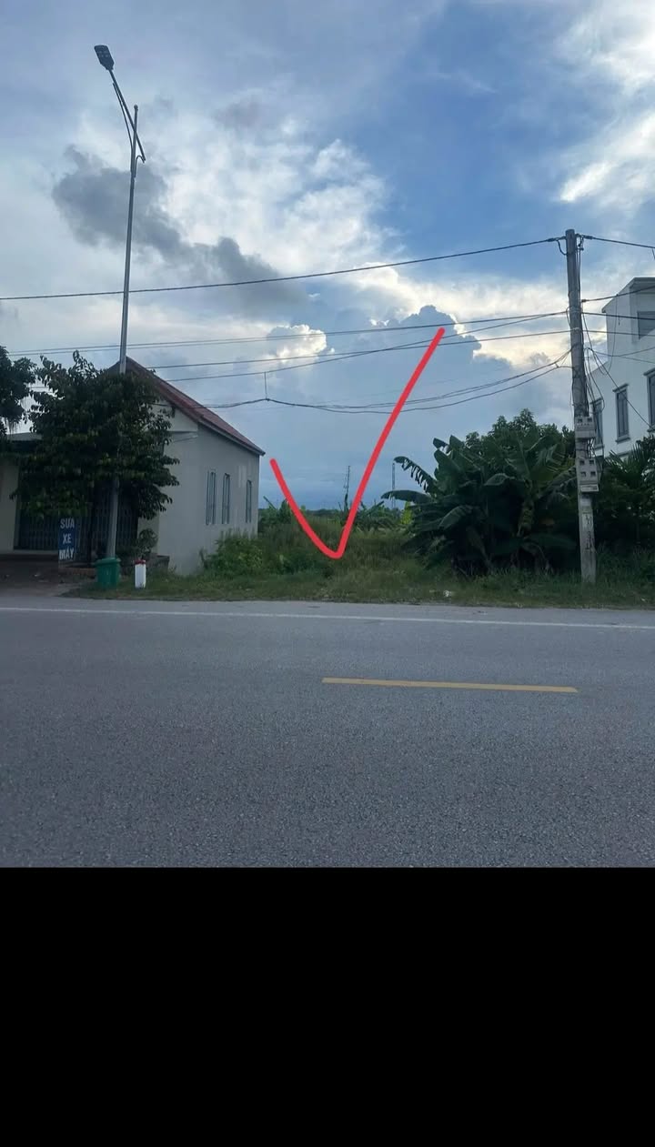 Đất mặt đường Lê Thế Long, Rừng Thông 150m² giá 3.3 tỷ - Cơ hội đầu tư tuyệt vời!