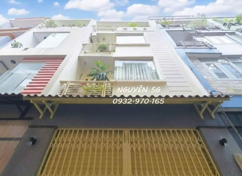 Nhà 4 tầng Phú Nhuận 44m² giá 8 tỷ - Hẻm xe hơi đậu cửa!