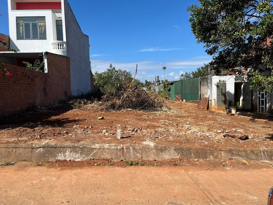 Đất nền thổ cư Cư Ebur - 130m² giá đầu tư - Tiềm năng tăng giá cao!