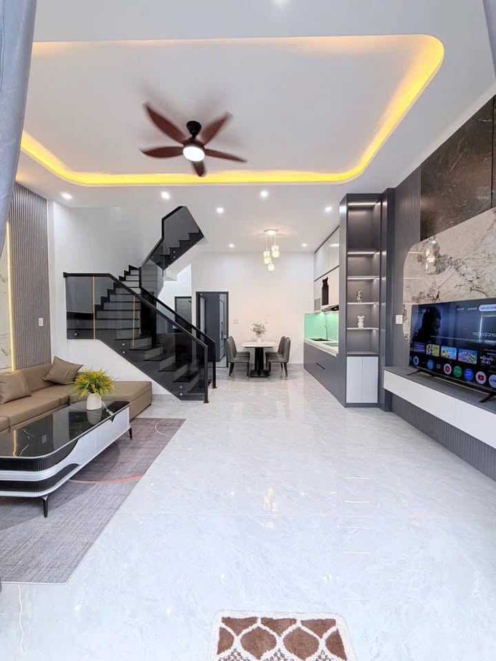 Nhà 3 tầng Phường Hải Châu 60m² giá 5 tỷ - Sẵn sàng vào ở ngay!