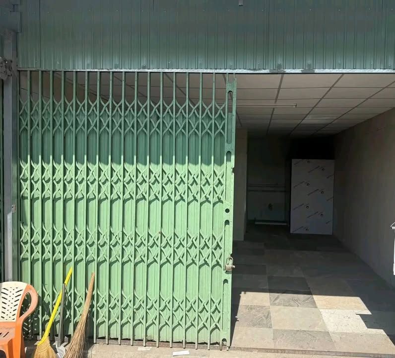 Mặt bằng kinh doanh Nguyễn Văn Linh, Quận Bình Thủy, 4.5 triệu - Phù hợp nhiều loại hình!