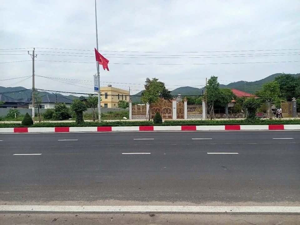 Đất nền góc 2 mặt tiền 680m² giá 16.5 tỷ - Cơ hội đầu tư không thể bỏ lỡ!