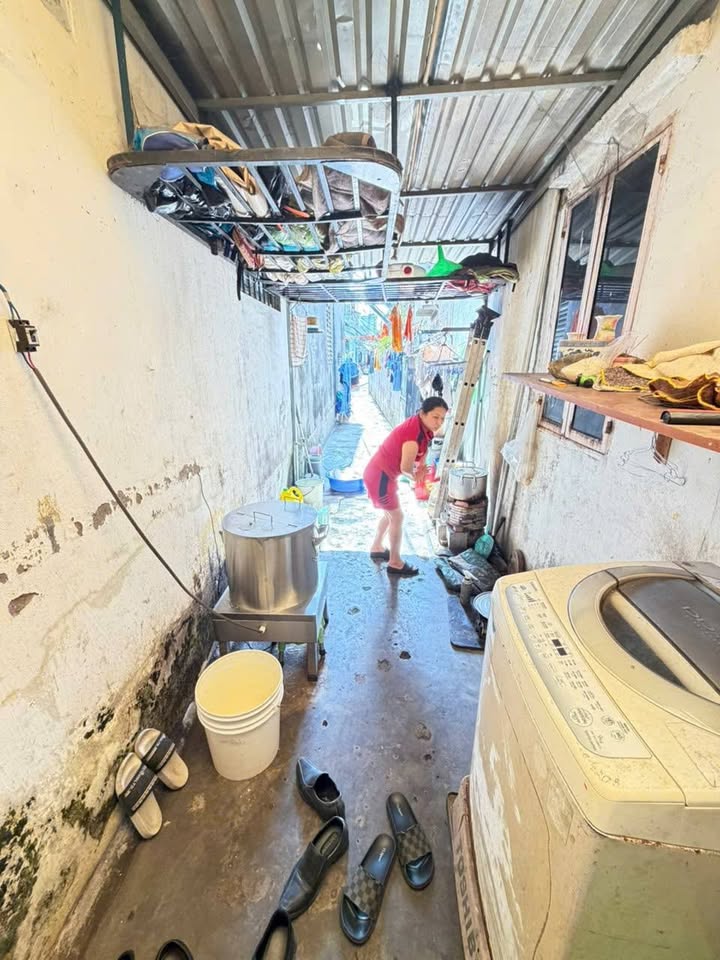 Nhà bán Quận 7 - 78m² giá 2.68 tỷ - Đầu tư sinh lời, xây mới ngay!