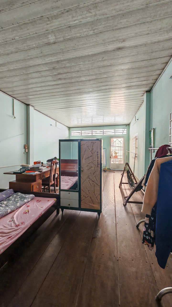 Nhà Mặt Tiền Lê Quang Định, Bình Thạnh 72m² giá 2.6 tỷ - Vị trí đắc địa gần công viên!