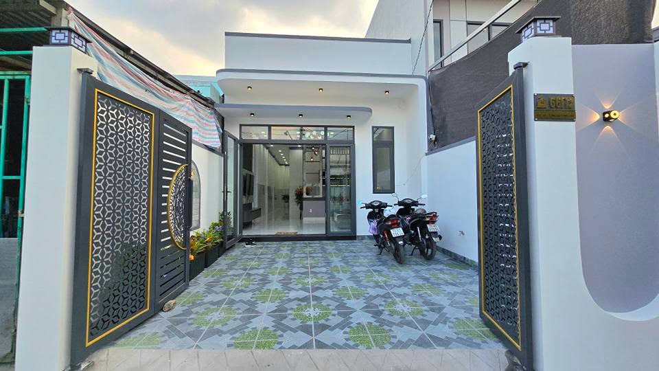 Nhà riêng Phú Tân Bến Tre 100m² giá 1.6 tỷ - Sổ hồng chính chủ, thương lượng ngay!