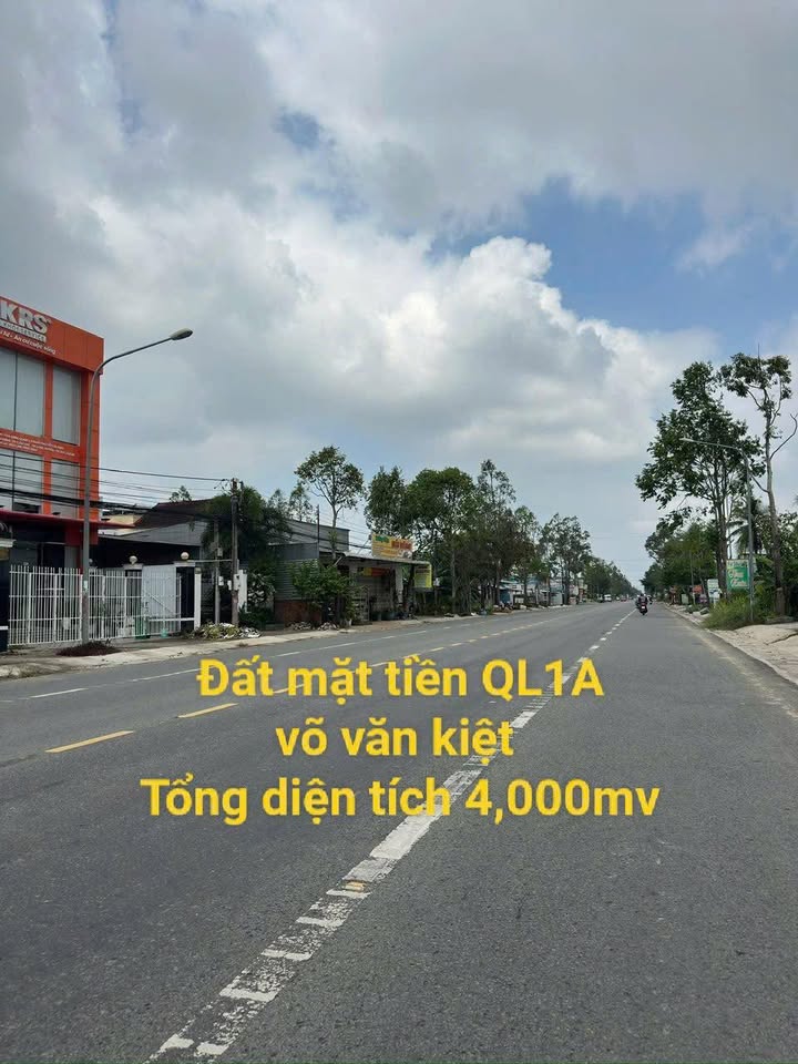 Đất mặt tiền Quốc Lộ 1A - Võ Văn Kiệt 4000m² giá 3.5 tỷ - Cơ hội đầu tư tuyệt vời!