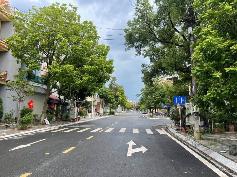 Nhà phố 3 tầng Phan Bội Châu, Liên Bảo, 108m² giá 6 tỷ - Vị trí đắc địa, không thể bỏ lỡ!