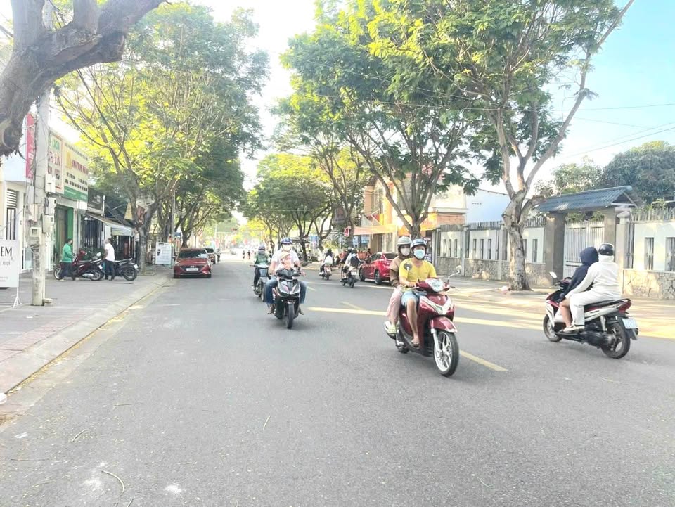 Lô góc FrontHouse 120m² tại Điện Biên Phủ - Kinh doanh đắc địa chỉ 5.9 tỷ