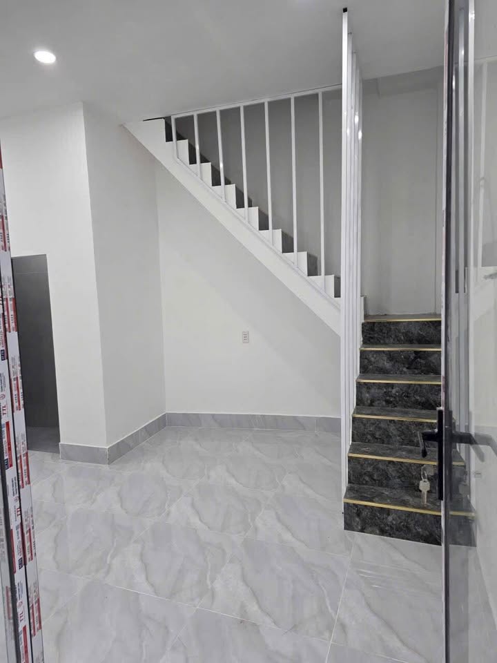 Nhà phố 1 trệt 1 lầu Bửu Hòa 22m² giá 950 triệu - Sổ riêng thổ cư!