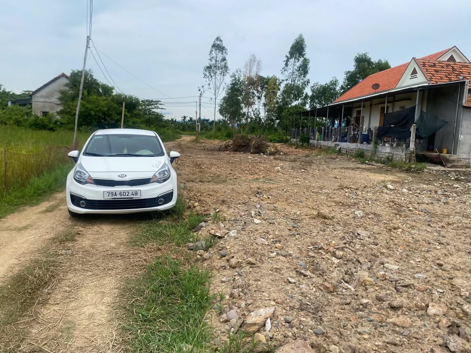 Đất Ninh Trung 212m² giá 3xx triệu - Đường ô tô vào tận nơi!