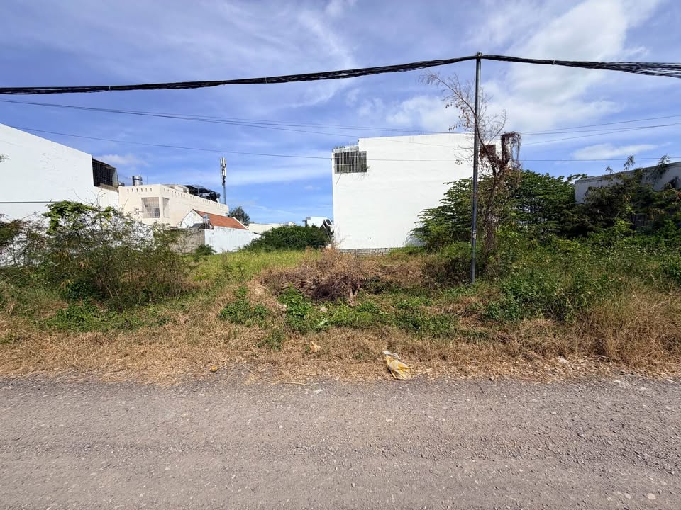 Đất thổ cư Vĩnh Châu, Nha Trang 100m² giá 3.2 tỷ - Pháp lý đầy đủ, xây dựng tự do!