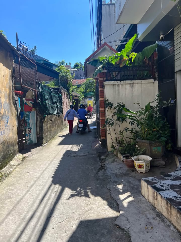 Đất nền Hàng Hót, Hạ Long 54-57m² giá 800 triệu - Cơ hội đầu tư tuyệt vời!