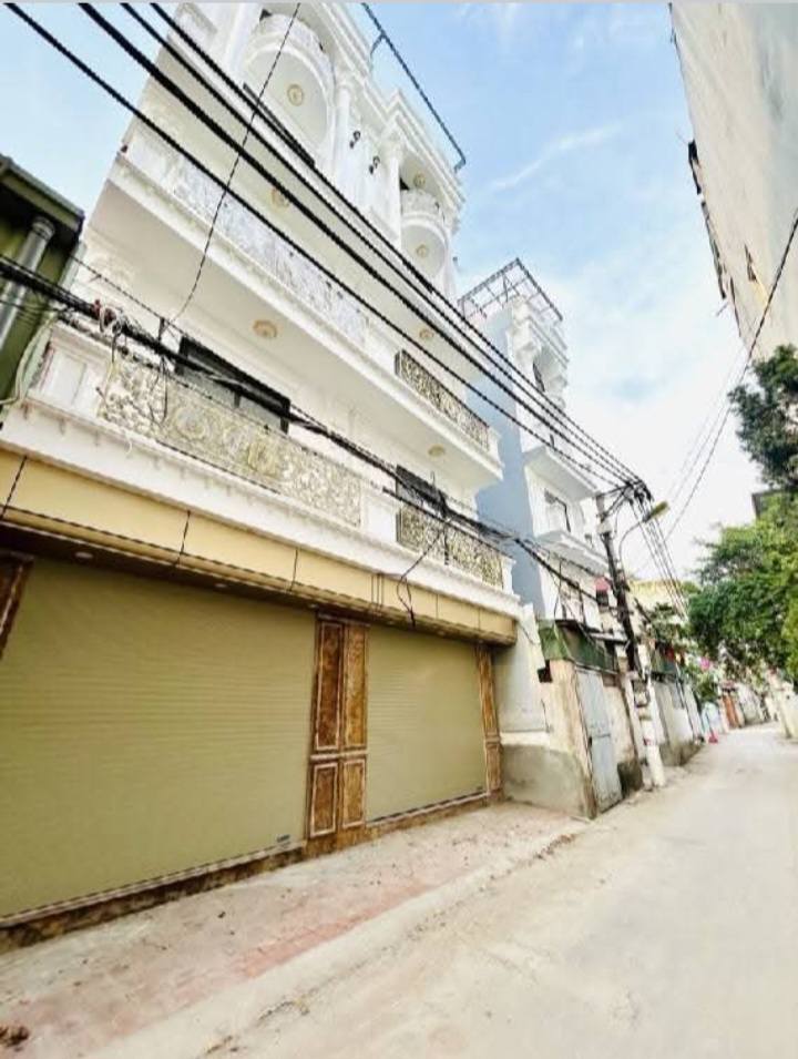 Nhà mới xây 6 tầng tại phường Thanh Trì - Gara ô tô, thang máy, giá chỉ 12 tỷ!