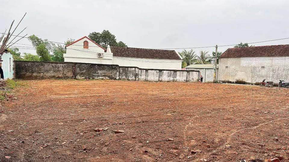 Đất lô góc 2 mặt tiền Quỳnh Lâm 600m² giá chỉ 4 tỷ - Cơ hội đầu tư hiếm có!