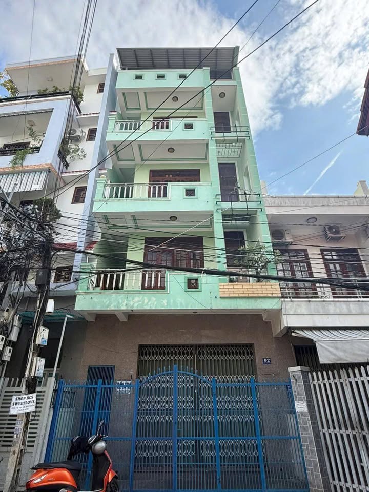 Nhà mặt tiền Đường Lê Quý Đôn Nha Trang 49.4m² giá 10.5 tỷ - Kinh doanh sầm uất