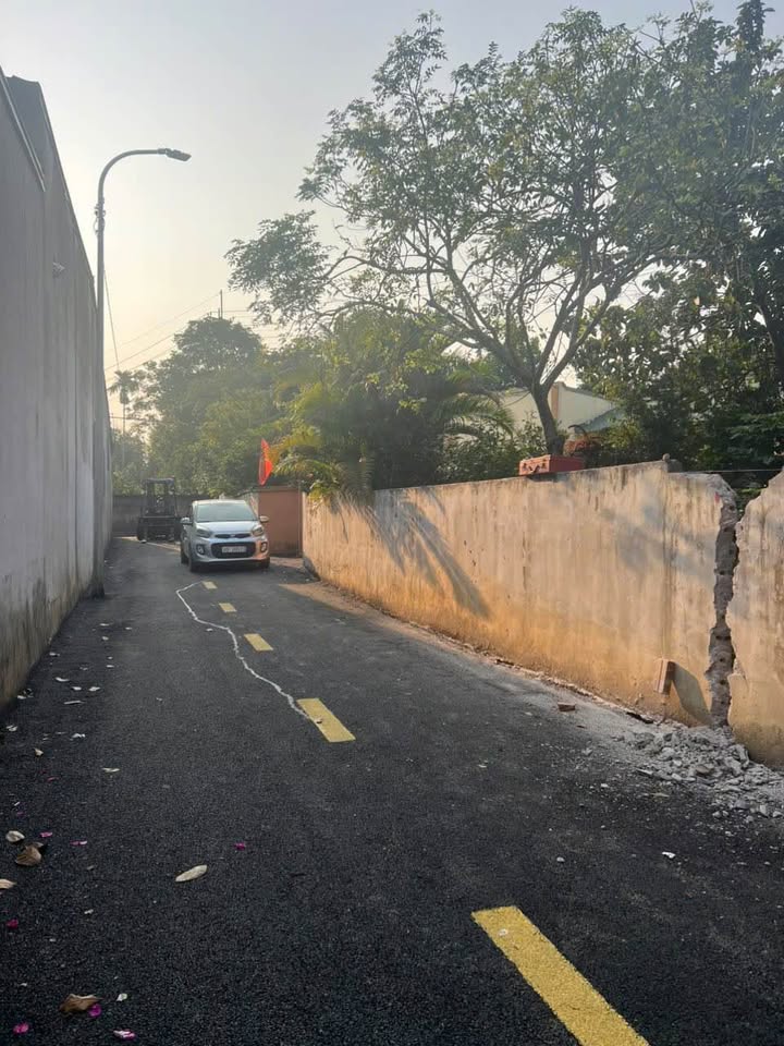 Đất nền Phường Xuân Khanh 113m² giá 2 tỷ - Nở hậu đẹp, tiện ích đầy đủ!