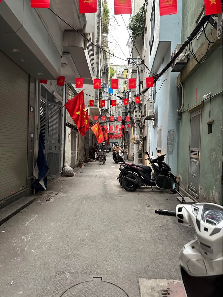 Nhà đẹp Lê Trọng Tấn, Thanh Xuân 27m² giá 9.65 tỷ - Sẵn sàng vào ở!