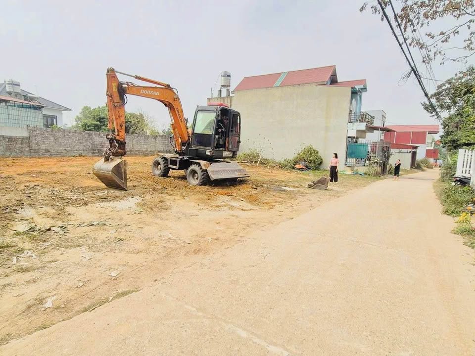 Bán đất KDC 12 Tam Quan, 80m² giá 2 tỷ - Đầu tư sinh lời hấp dẫn!