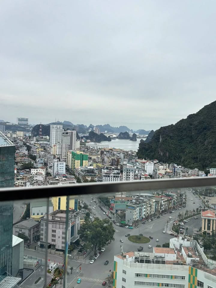 Căn hộ Stu Sapphire S2 Hạ Long 36m² giá 1.5 tỷ - View chéo biển tuyệt đẹp!