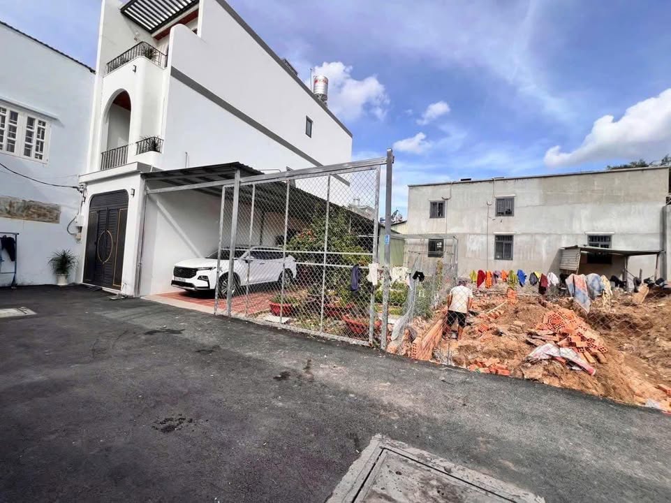 Đất liền kề tại TL27, Thạnh Lộc, Quận 12, 62m² giá 3.99 tỷ - Cơ hội đầu tư tuyệt vời!