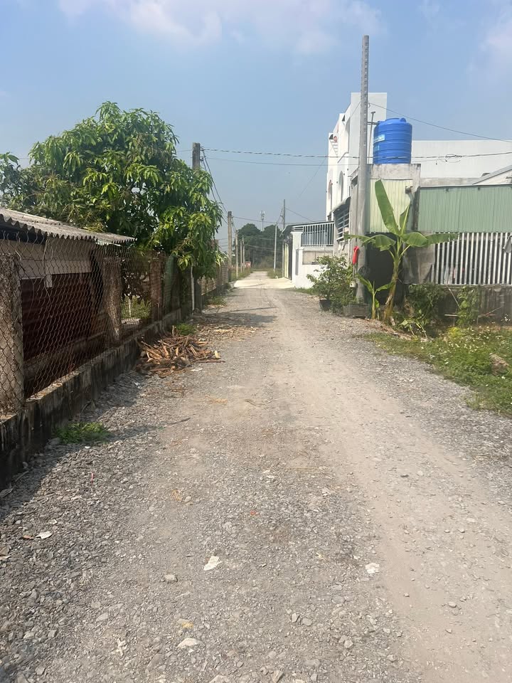 Đất thổ cư 170m² đường 4m xã Đức Hòa Hạ giá 1.35 tỷ - Thương lượng ngay!