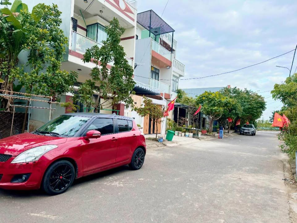 Đất nền Quận Ngũ Hành Sơn 5.2m² - Giá chỉ 4 tỷ, Gần nhiều tiện ích!