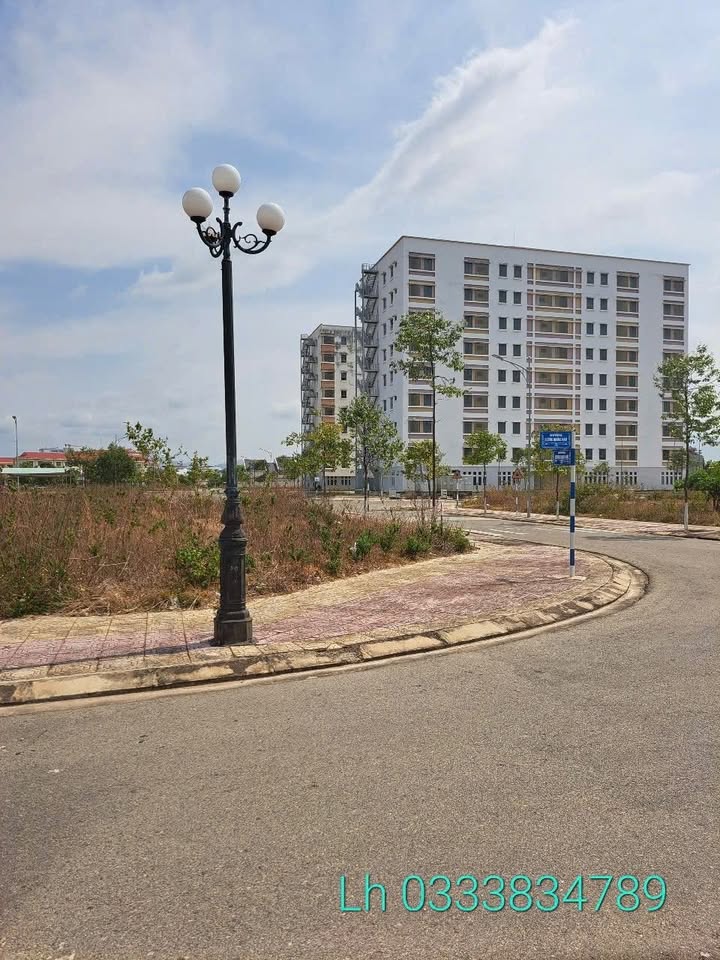 Đất góc 2 mặt tiền Khu Nam Đăk La 405m² - Tiềm năng đầu tư vượt trội!