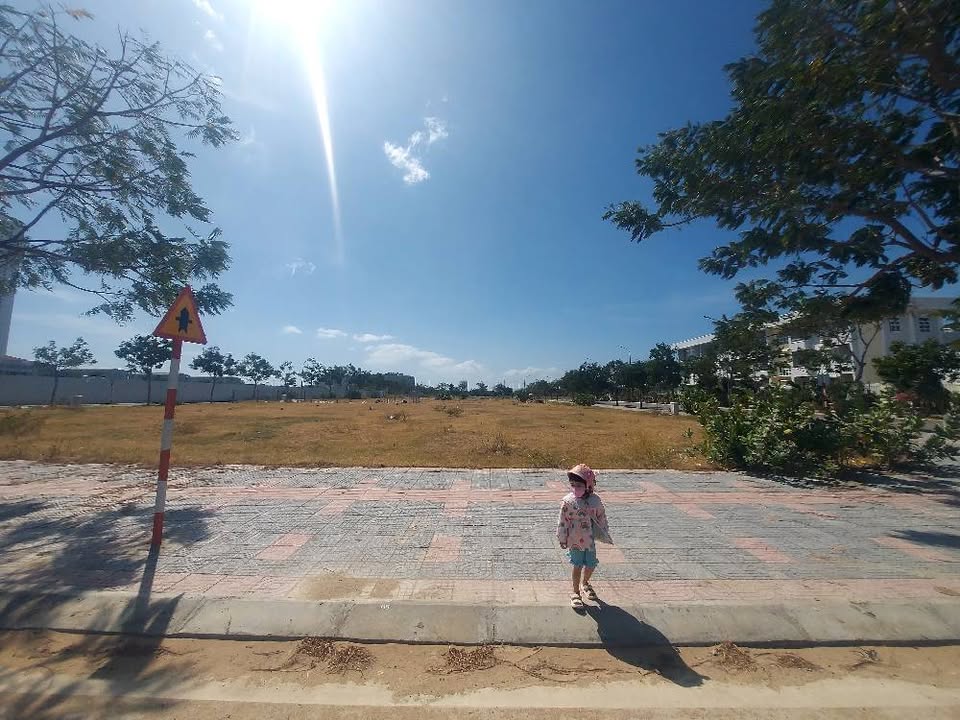 Đất nền Phường Mỹ Bình 82,7m² giá 3,1 tỷ - Vị trí đắc địa gần chung cư!